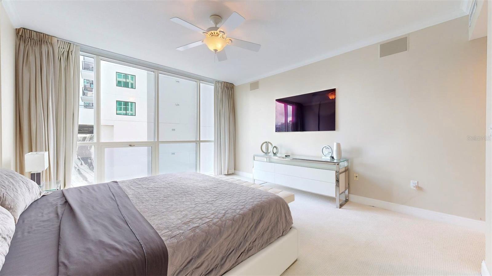 450 KNIGHTS RUN AVE #702, TAMPA, FL, 33602
