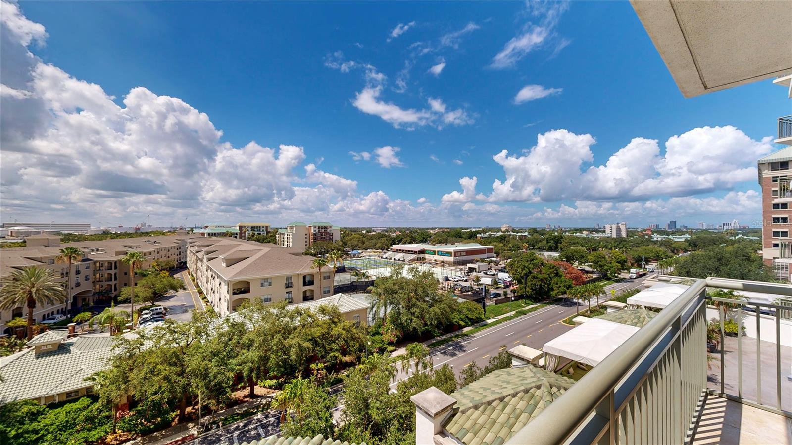 450 KNIGHTS RUN AVE #702, TAMPA, FL, 33602