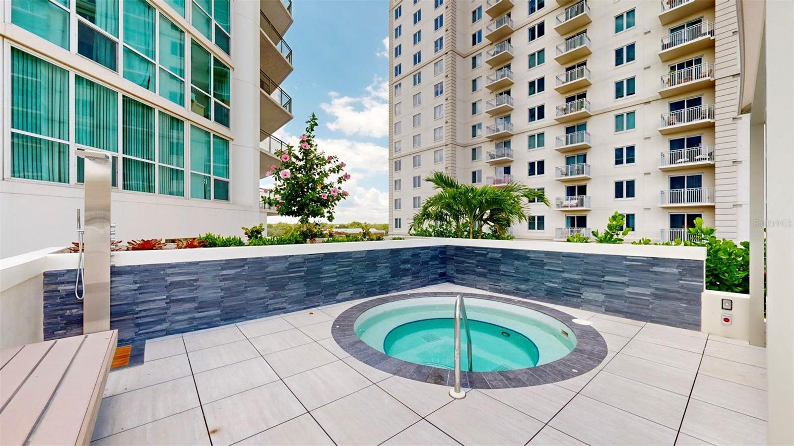 450 KNIGHTS RUN AVE #702, TAMPA, FL, 33602