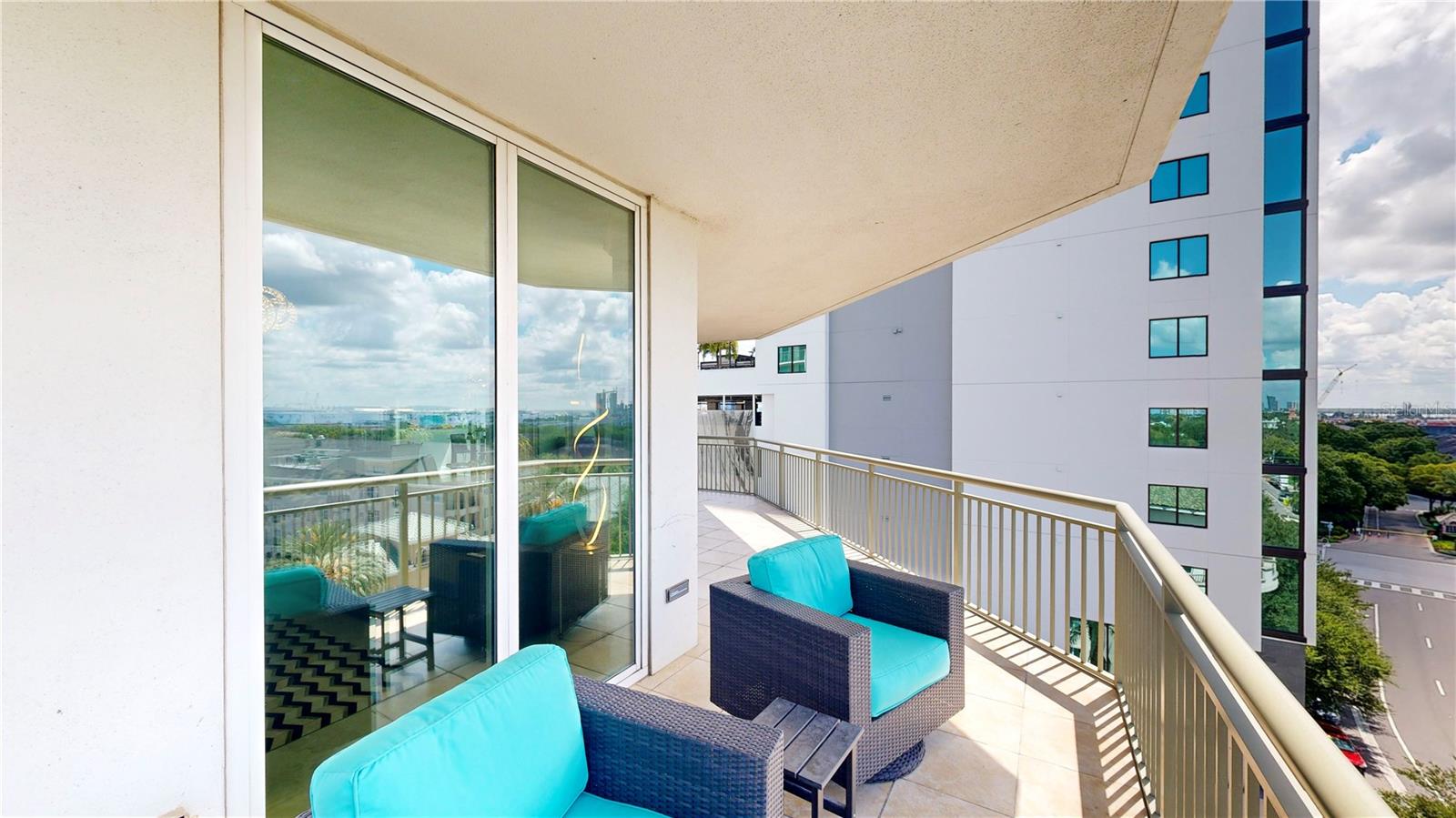 450 KNIGHTS RUN AVE #702, TAMPA, FL, 33602