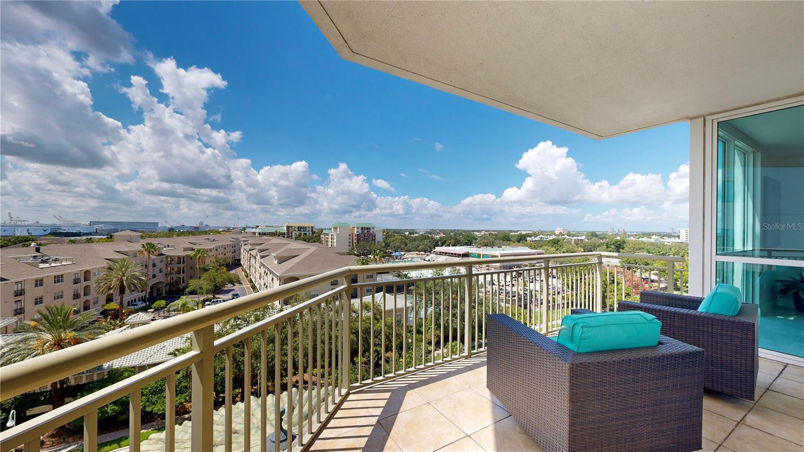 450 KNIGHTS RUN AVE #702, TAMPA, FL, 33602