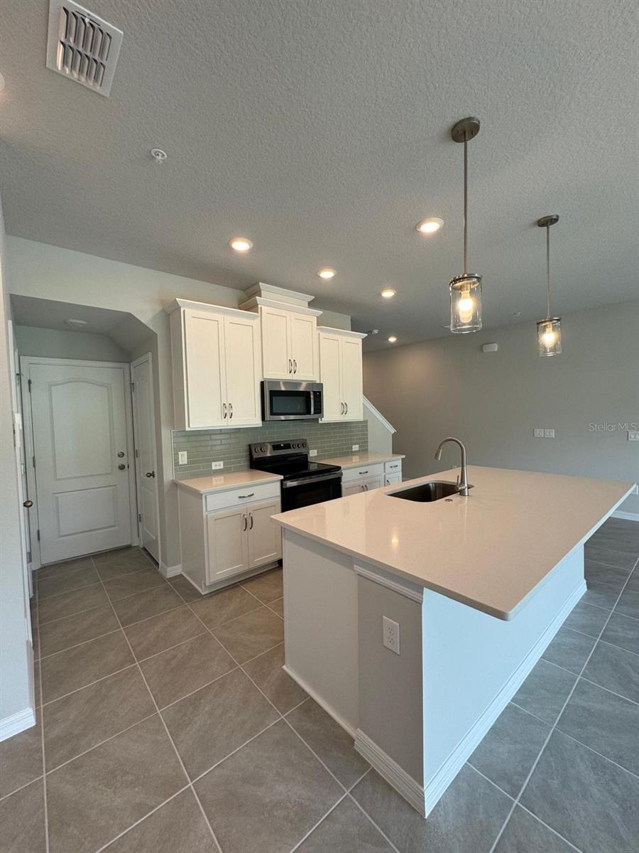 563 ASTERA WINDS LN, LAKE MARY, FL, 32746