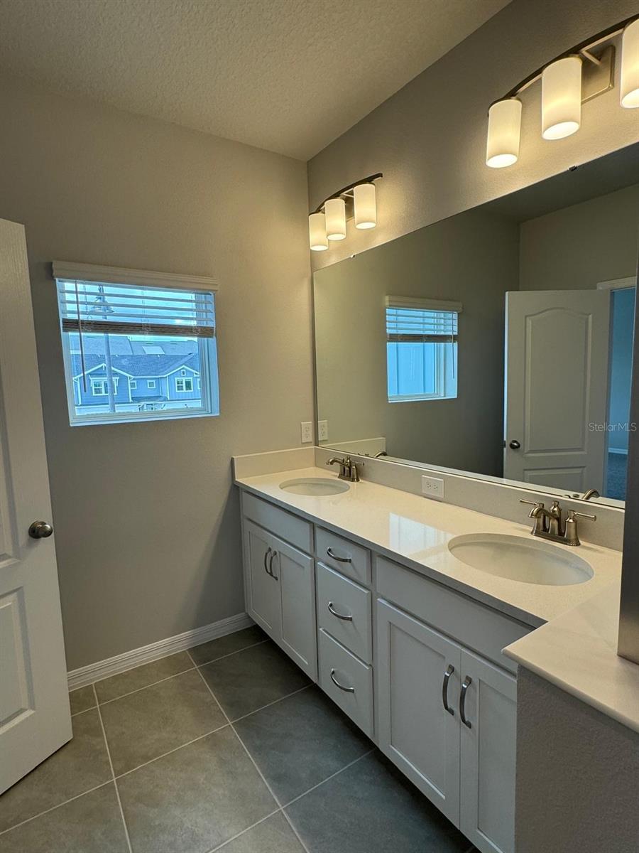 563 ASTERA WINDS LN, LAKE MARY, FL, 32746