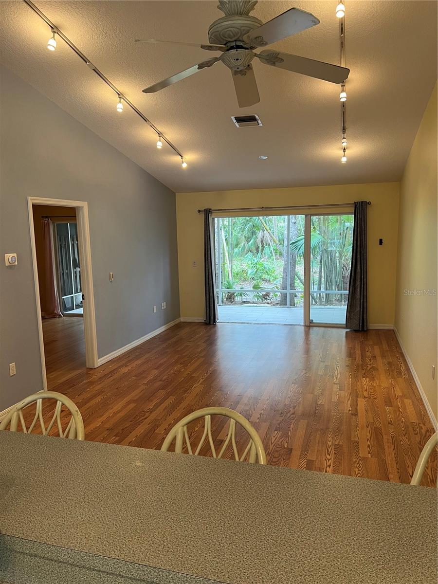 642 N JEFFERSON AVE #13, SARASOTA, FL, 34237