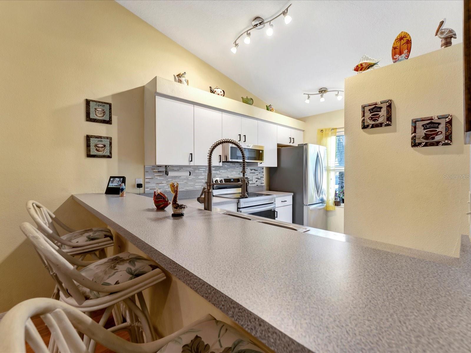 642 N JEFFERSON AVE #13, SARASOTA, FL, 34237