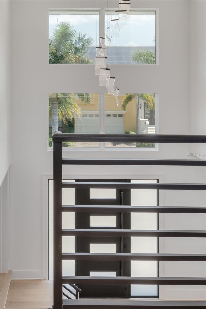 6012 KIPPS COLONY DR E, GULFPORT, FL, 33707