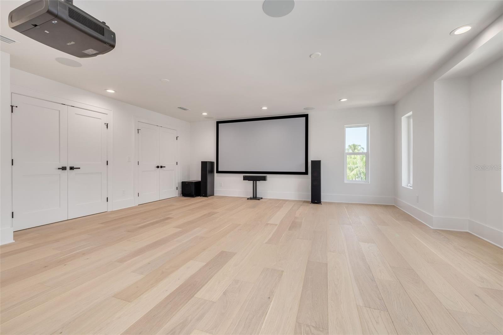 6012 KIPPS COLONY DR E, GULFPORT, FL, 33707