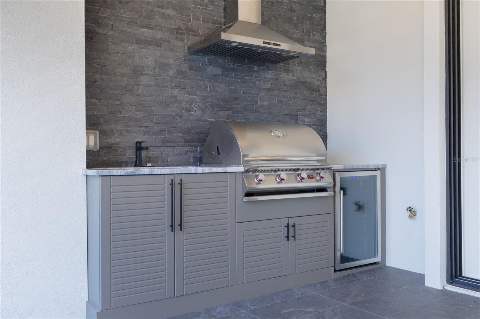 6012 KIPPS COLONY DR E, GULFPORT, FL, 33707