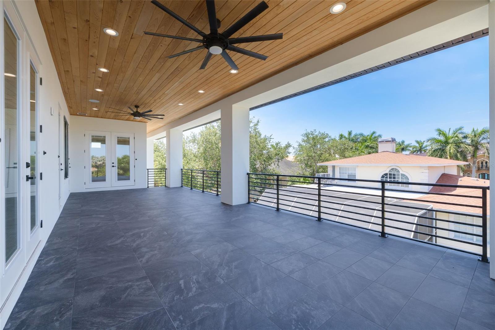 6012 KIPPS COLONY DR E, GULFPORT, FL, 33707