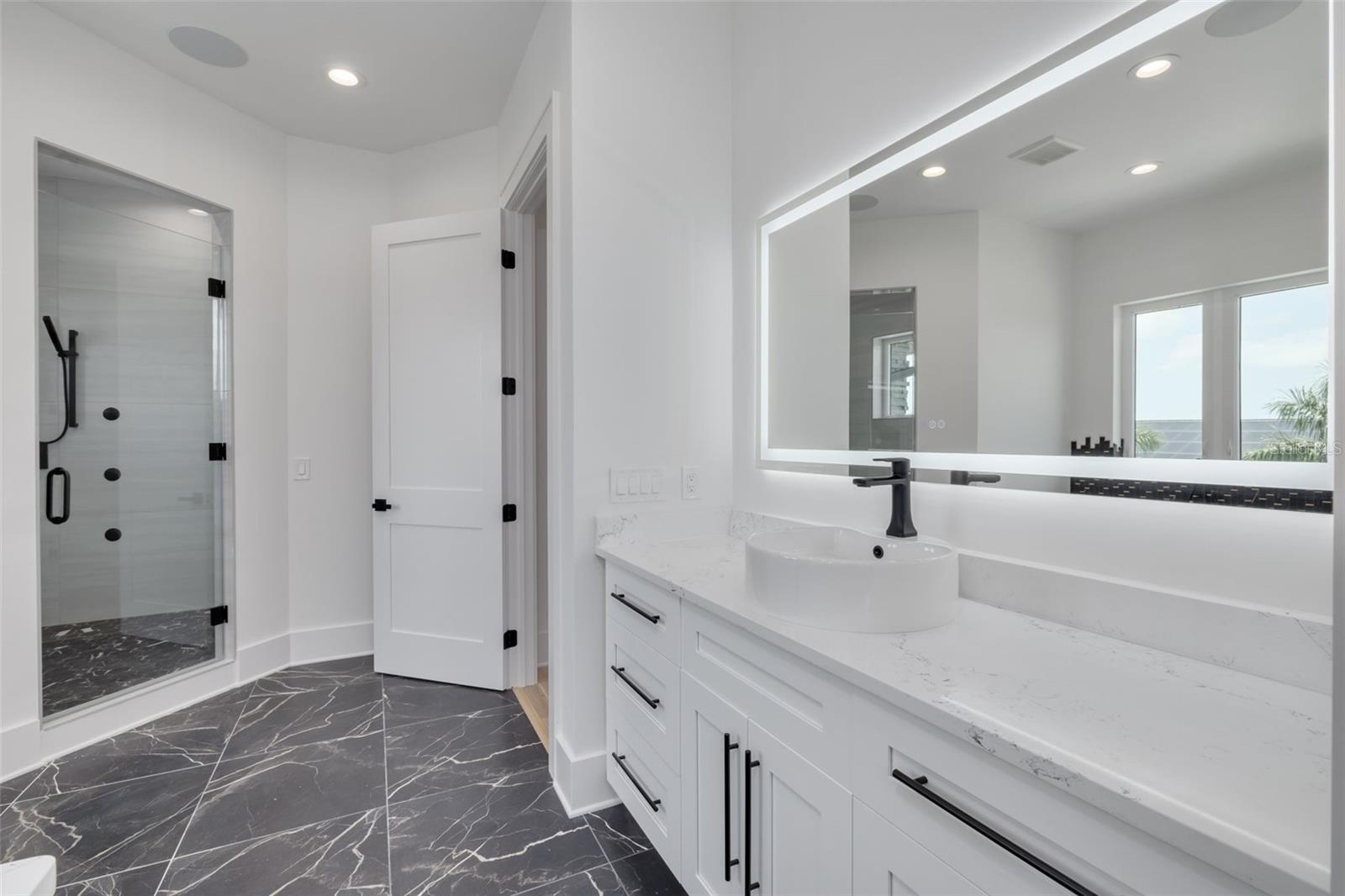 6012 KIPPS COLONY DR E, GULFPORT, FL, 33707