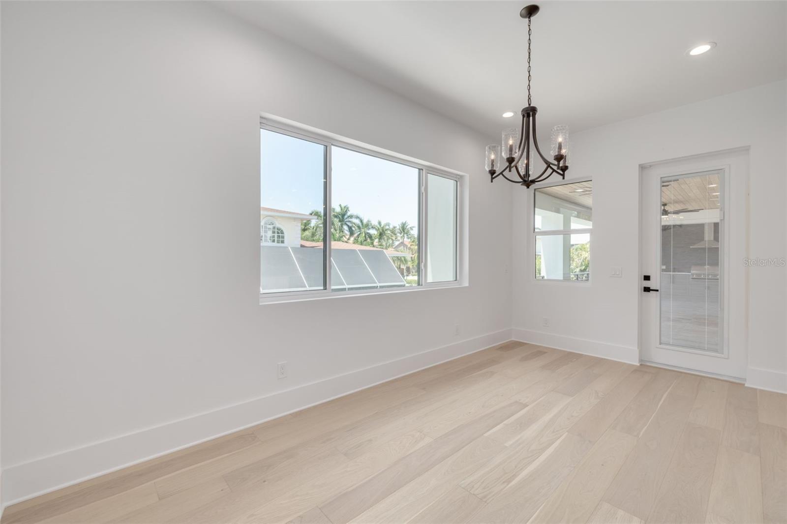 6012 KIPPS COLONY DR E, GULFPORT, FL, 33707