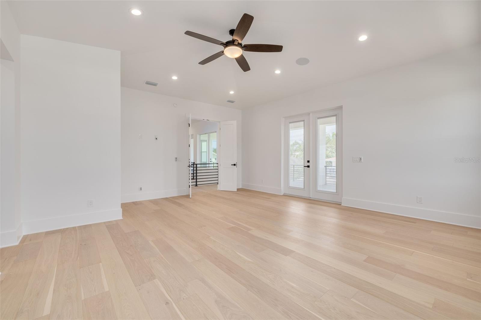 6012 KIPPS COLONY DR E, GULFPORT, FL, 33707