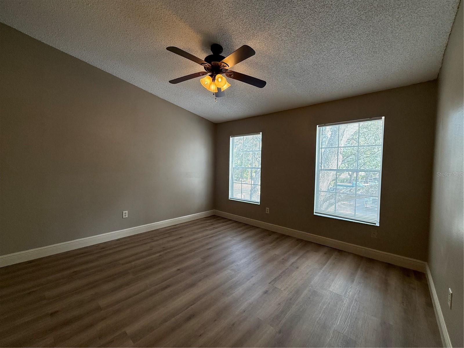 2201 FLETCHERS POINT CIR, TAMPA, FL, 33613