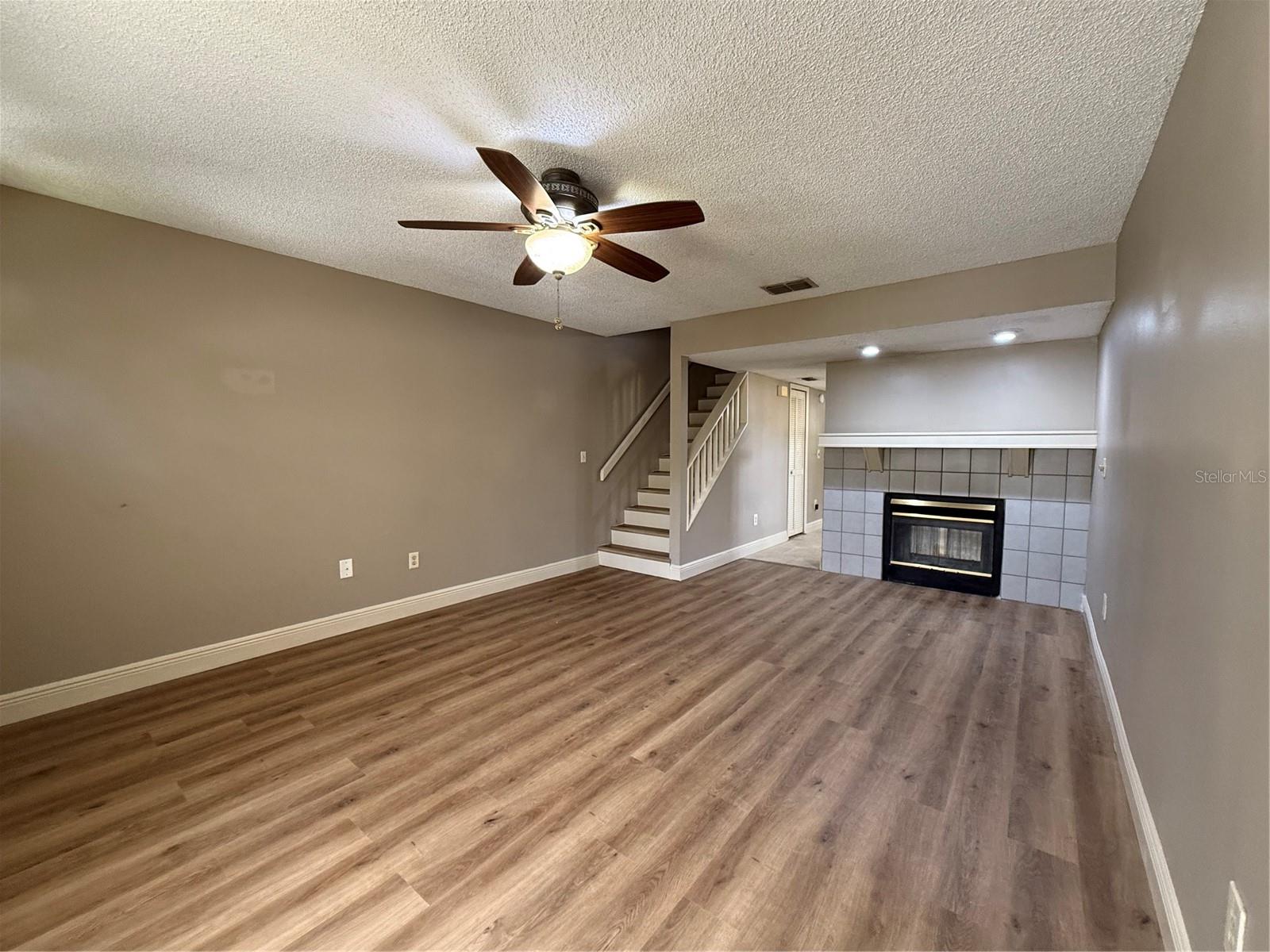 2201 FLETCHERS POINT CIR, TAMPA, FL, 33613