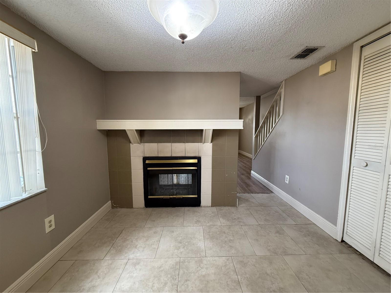 2201 FLETCHERS POINT CIR, TAMPA, FL, 33613