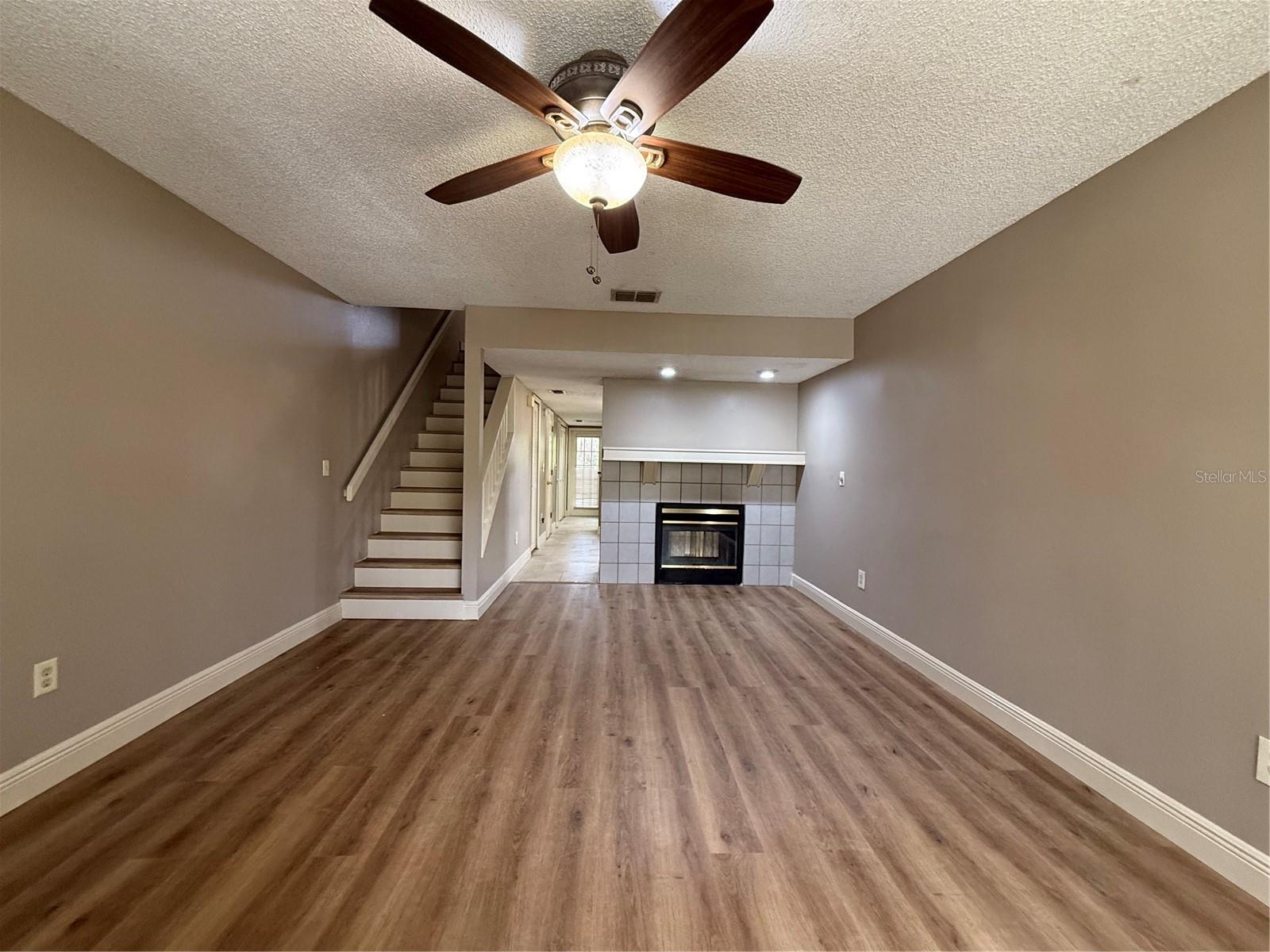 2201 FLETCHERS POINT CIR, TAMPA, FL, 33613