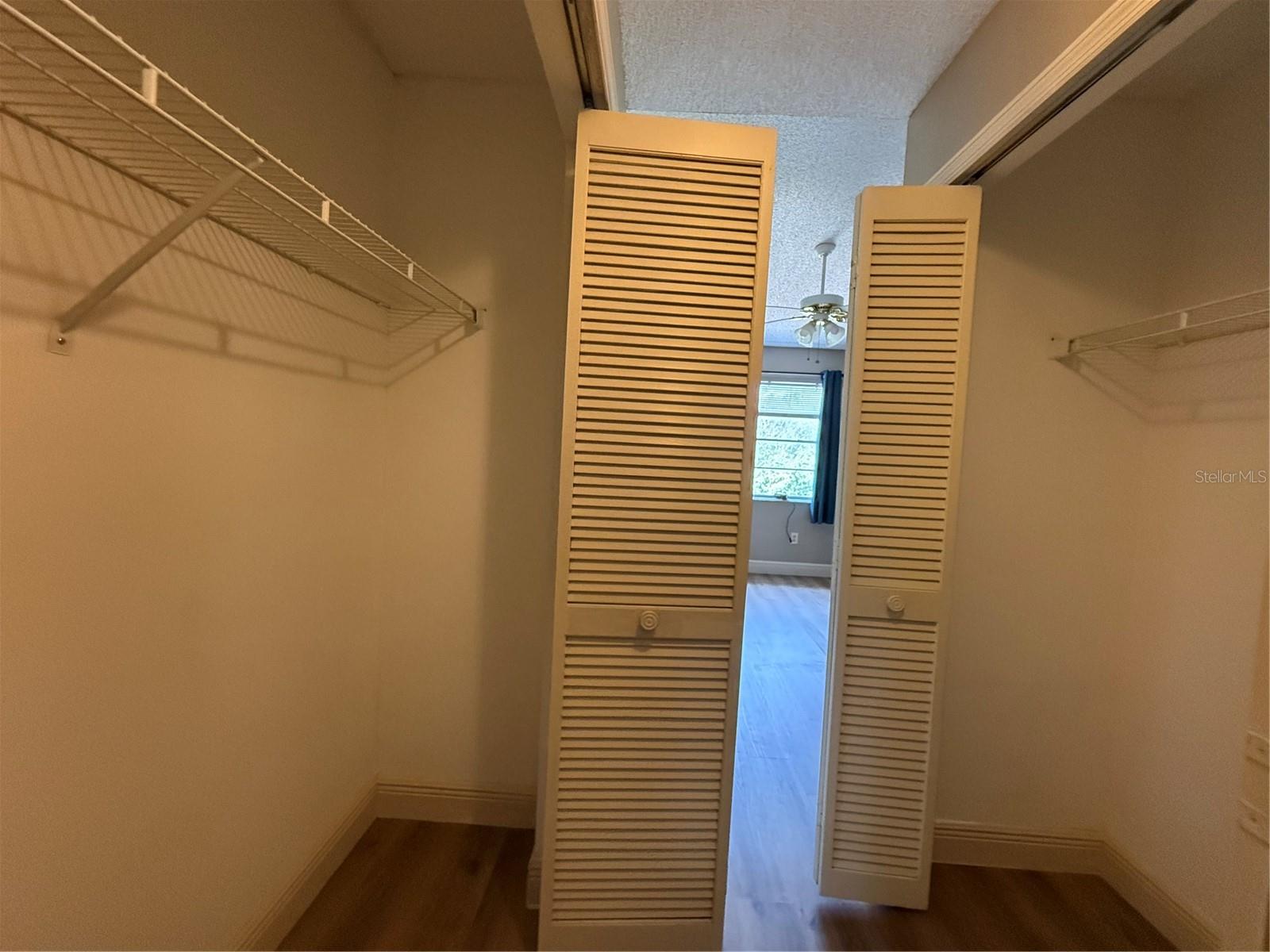 2201 FLETCHERS POINT CIR, TAMPA, FL, 33613