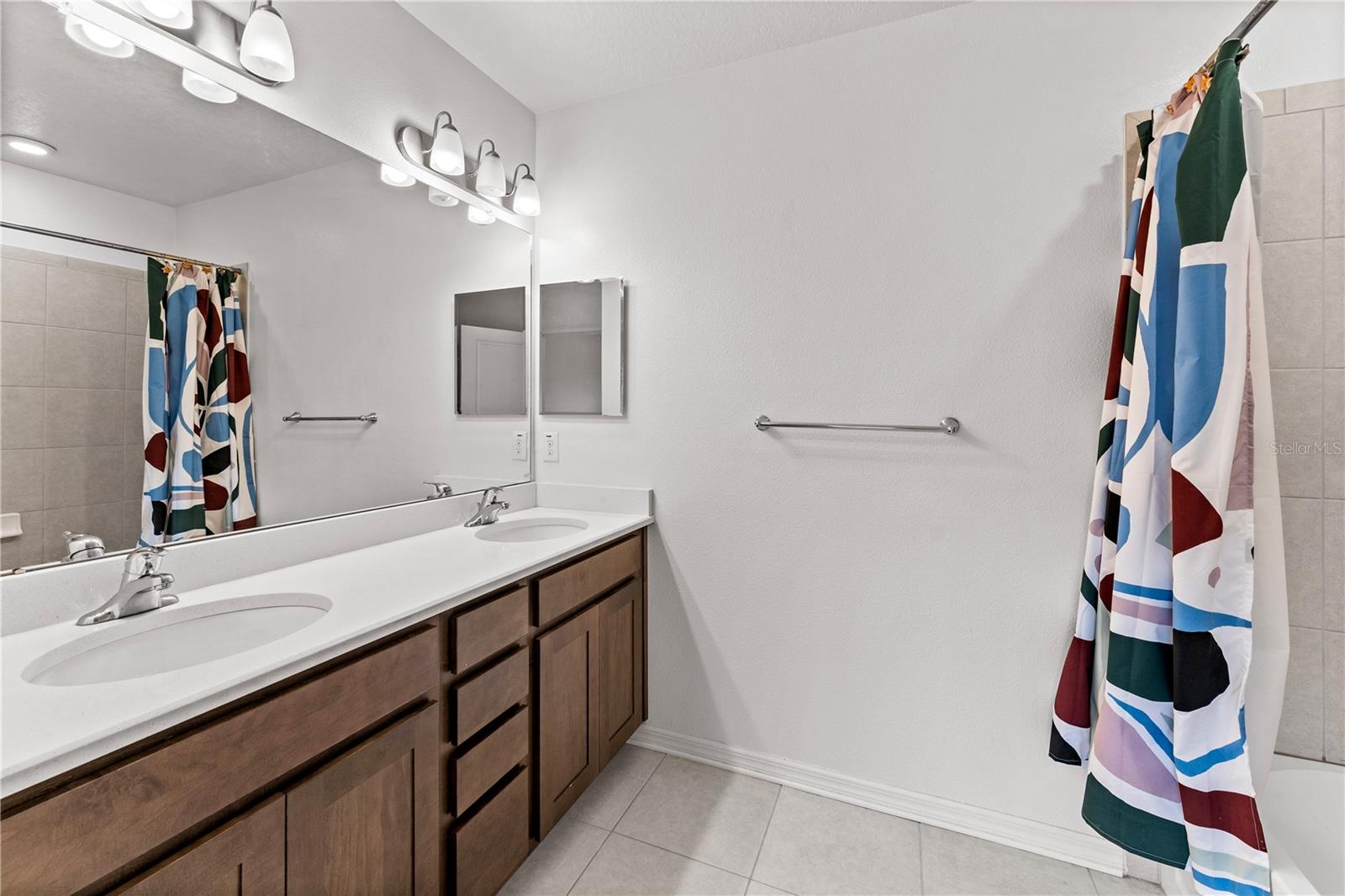 1139 SLEEPY OAK DR, WESLEY CHAPEL, FL, 33543