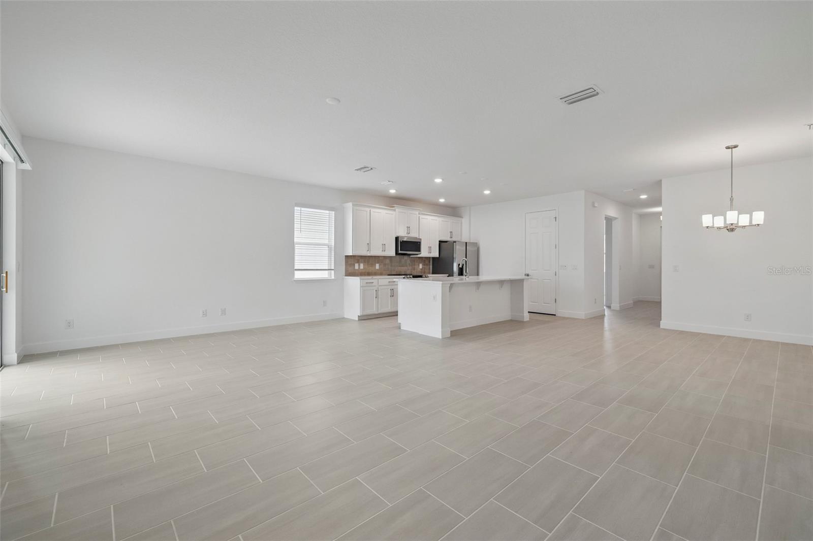 2585 CAVANAUGH DR, ORLANDO, FL, 32817