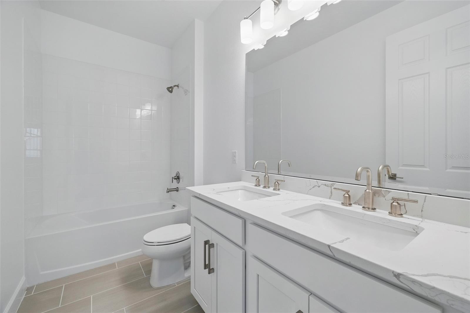 2585 CAVANAUGH DR, ORLANDO, FL, 32817