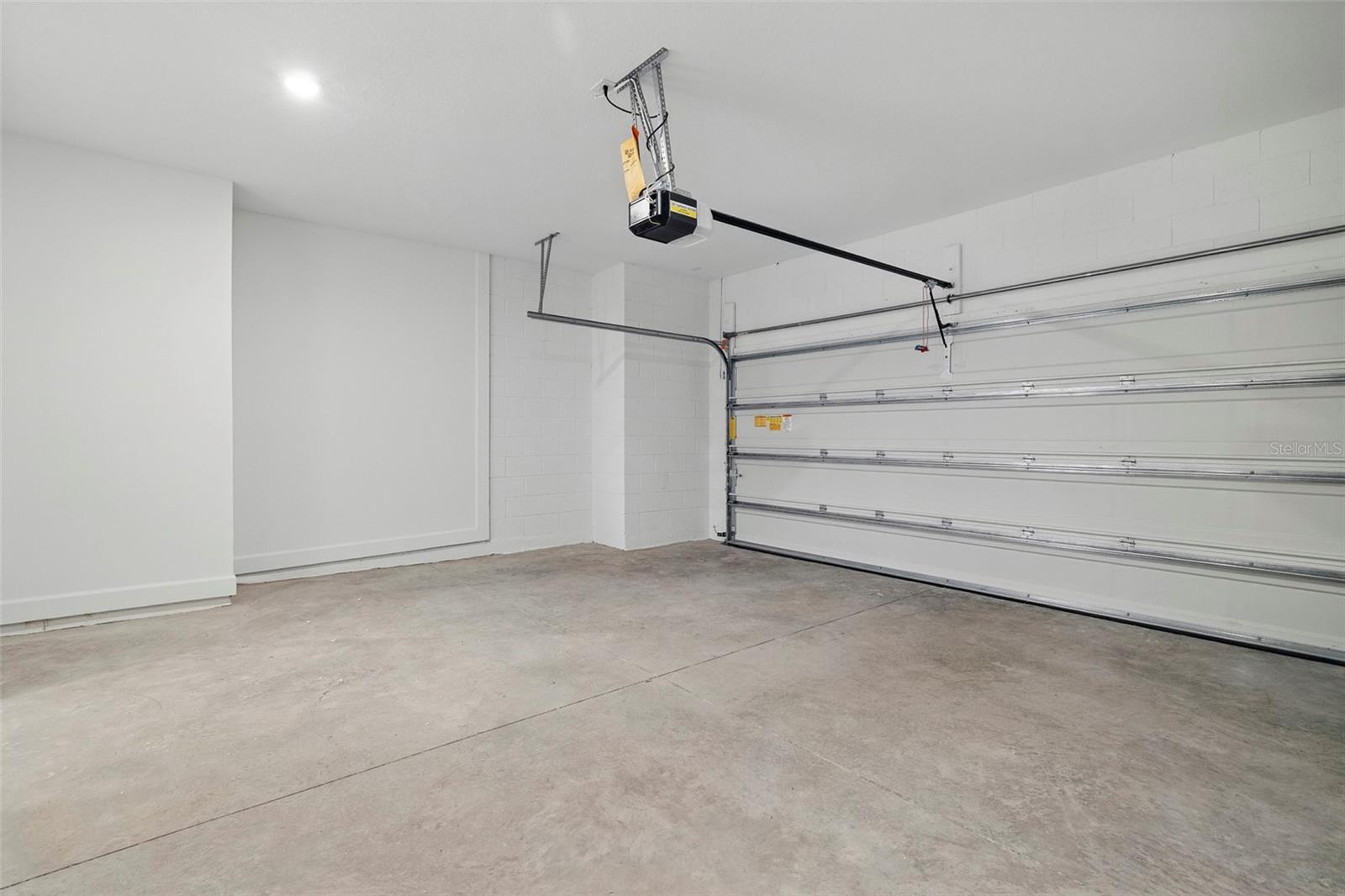2585 CAVANAUGH DR, ORLANDO, FL, 32817