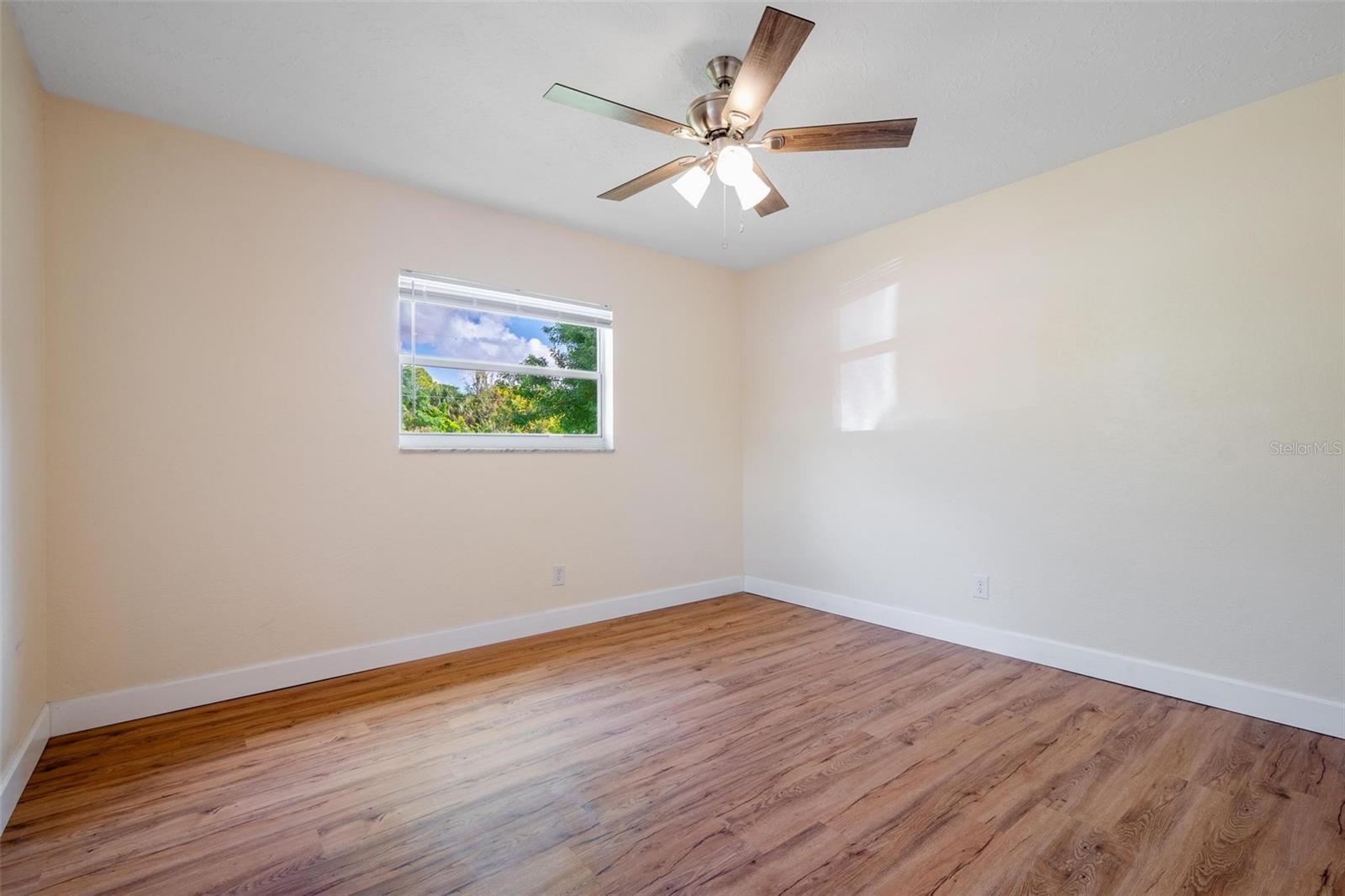 109 BARRE DR NW, PORT CHARLOTTE, FL, 33952