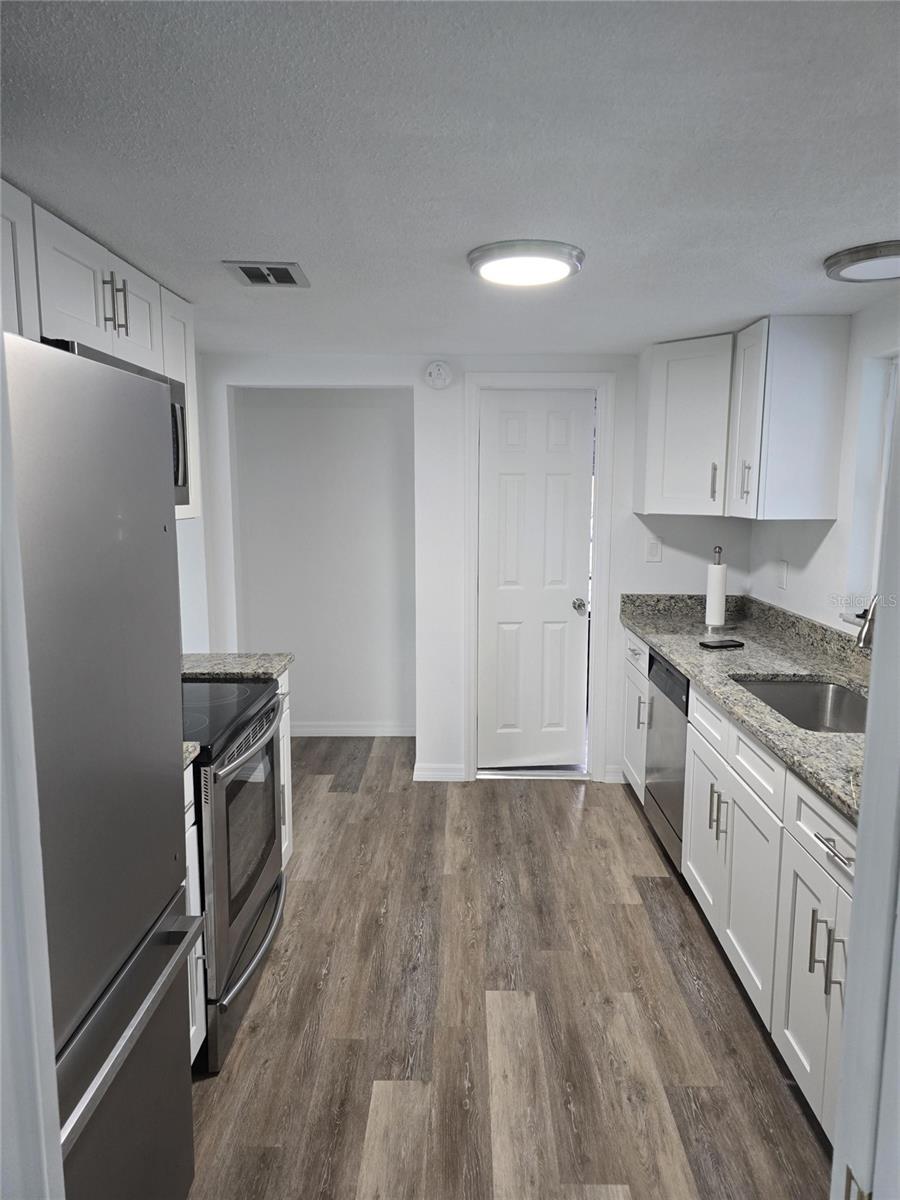 8025 VALMY LN, PORT RICHEY, FL, 34668