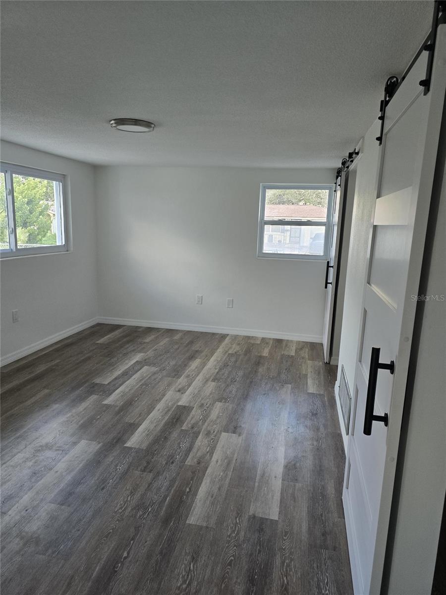 8025 VALMY LN, PORT RICHEY, FL, 34668