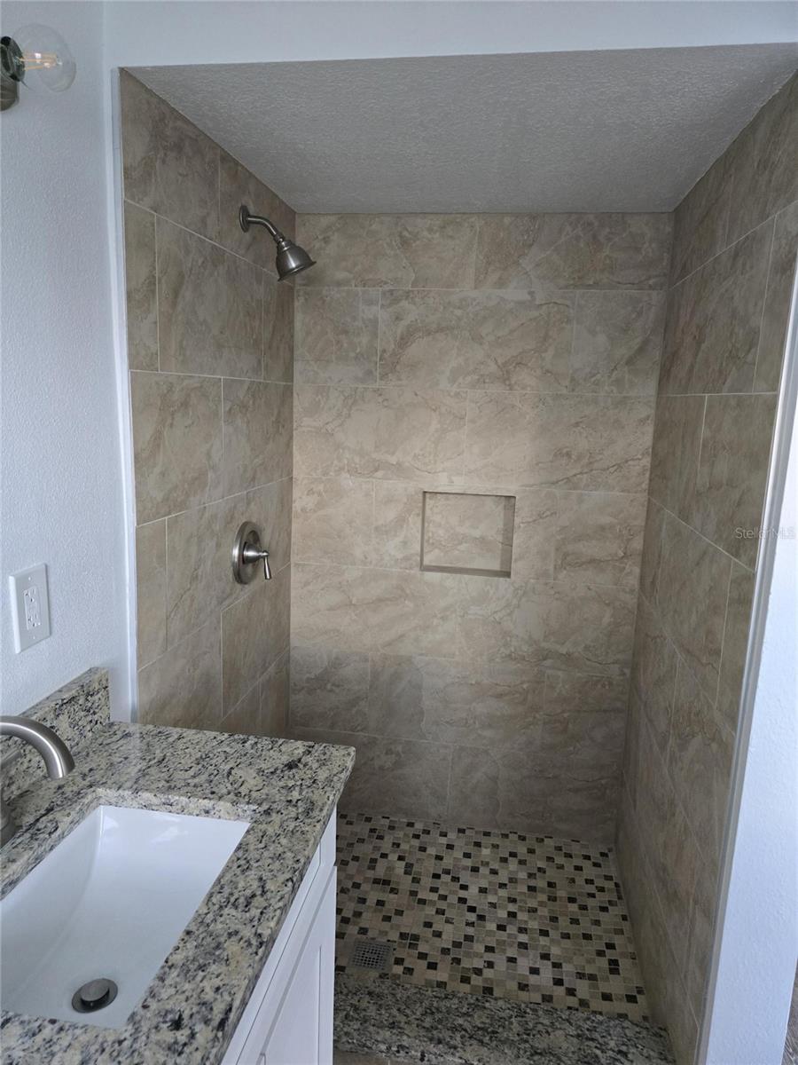 8025 VALMY LN, PORT RICHEY, FL, 34668