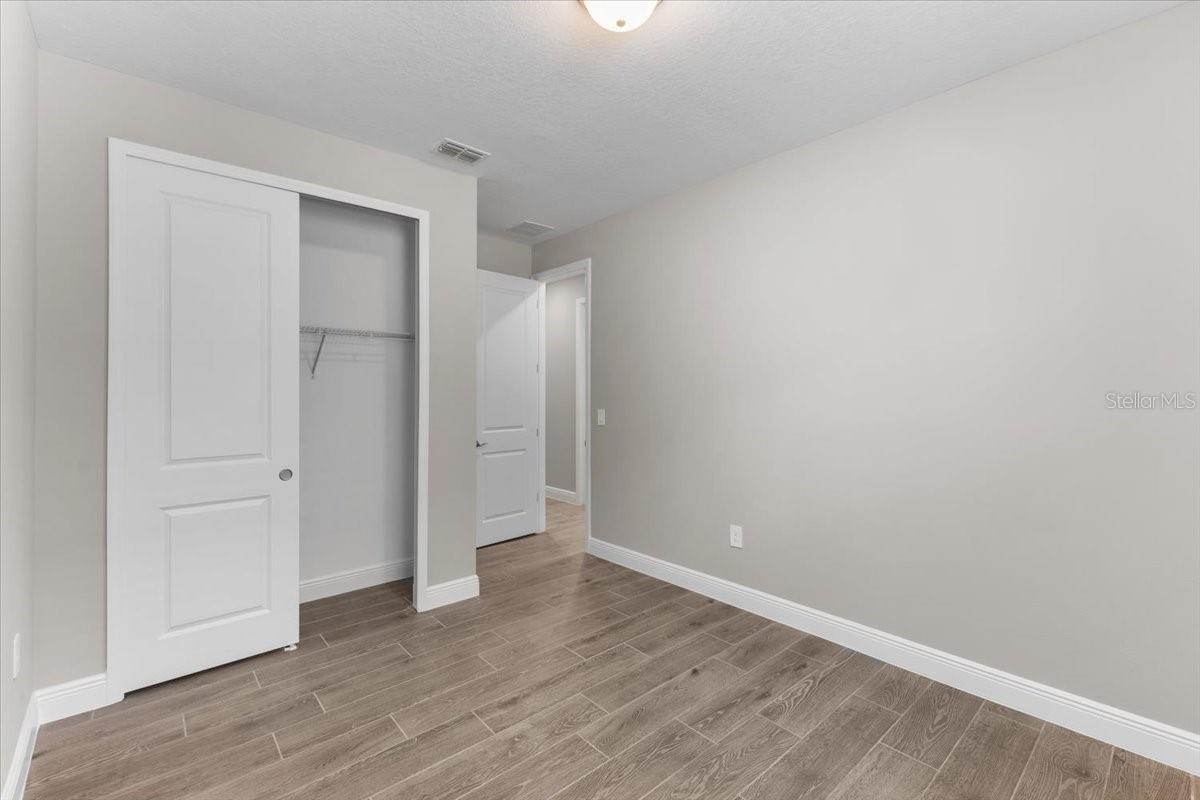 2141 DIVOT DRIVE DR, DAYTONA BEACH, FL, 32124