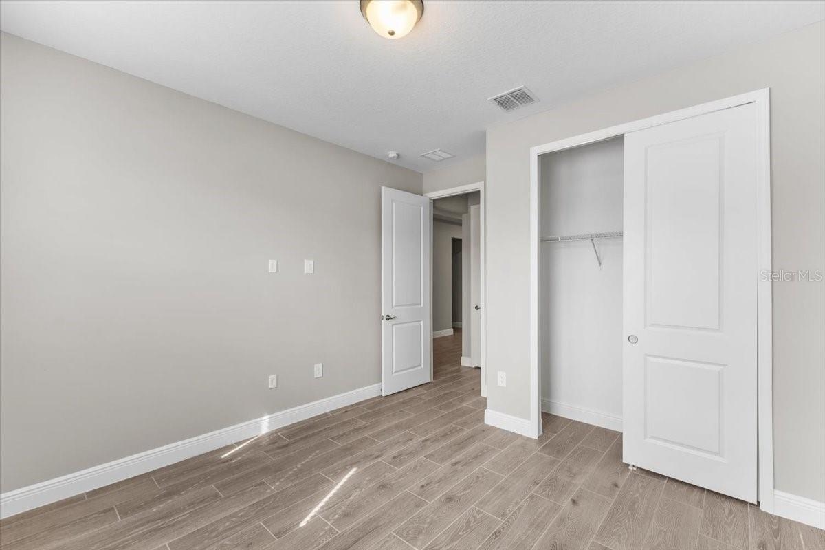 2141 DIVOT DRIVE DR, DAYTONA BEACH, FL, 32124