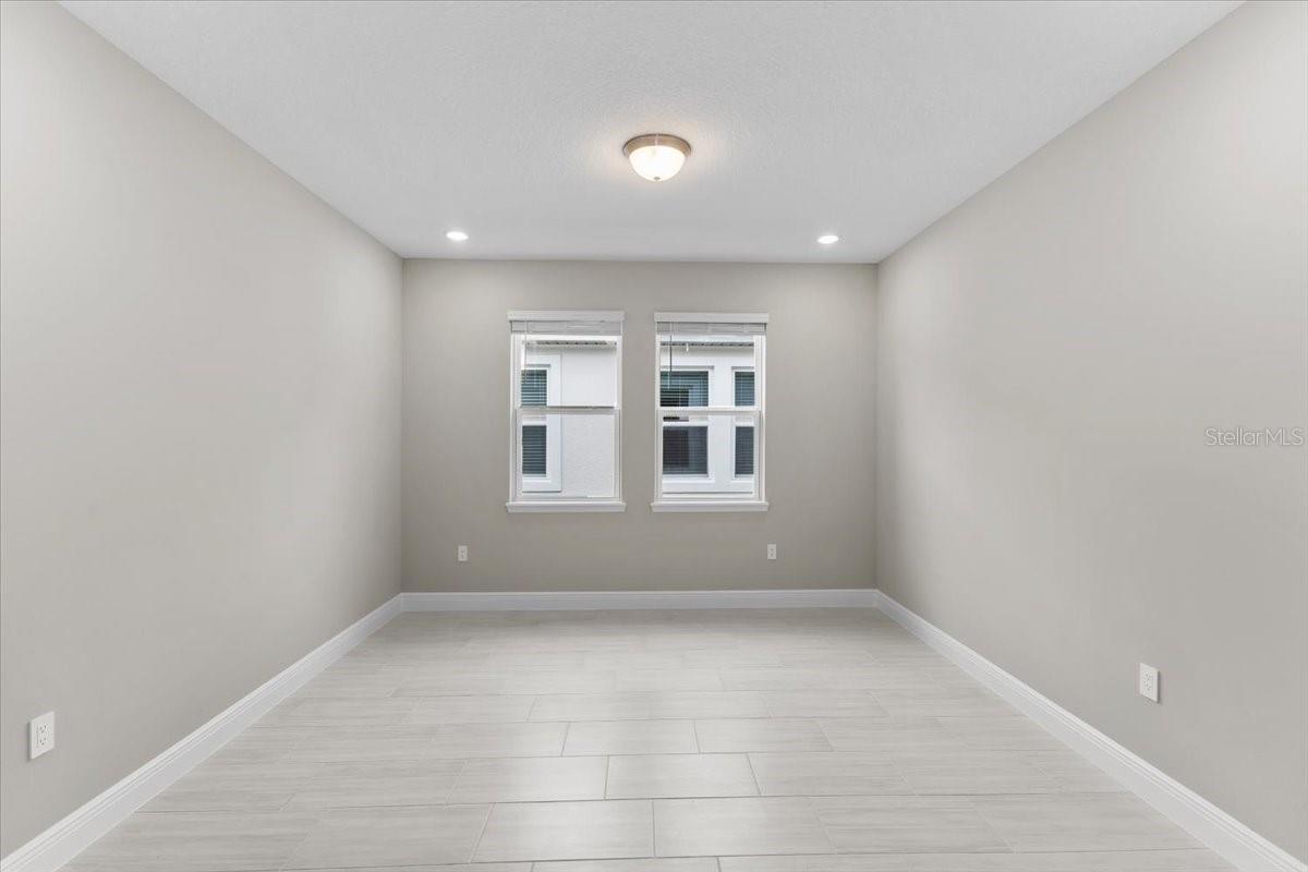 2153 DIVOT DR, DAYTONA BEACH, FL, 32124