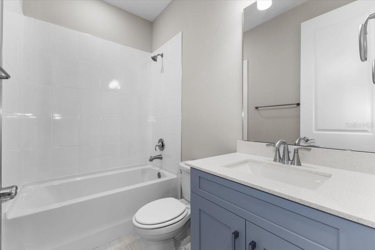 2153 DIVOT DR, DAYTONA BEACH, FL, 32124