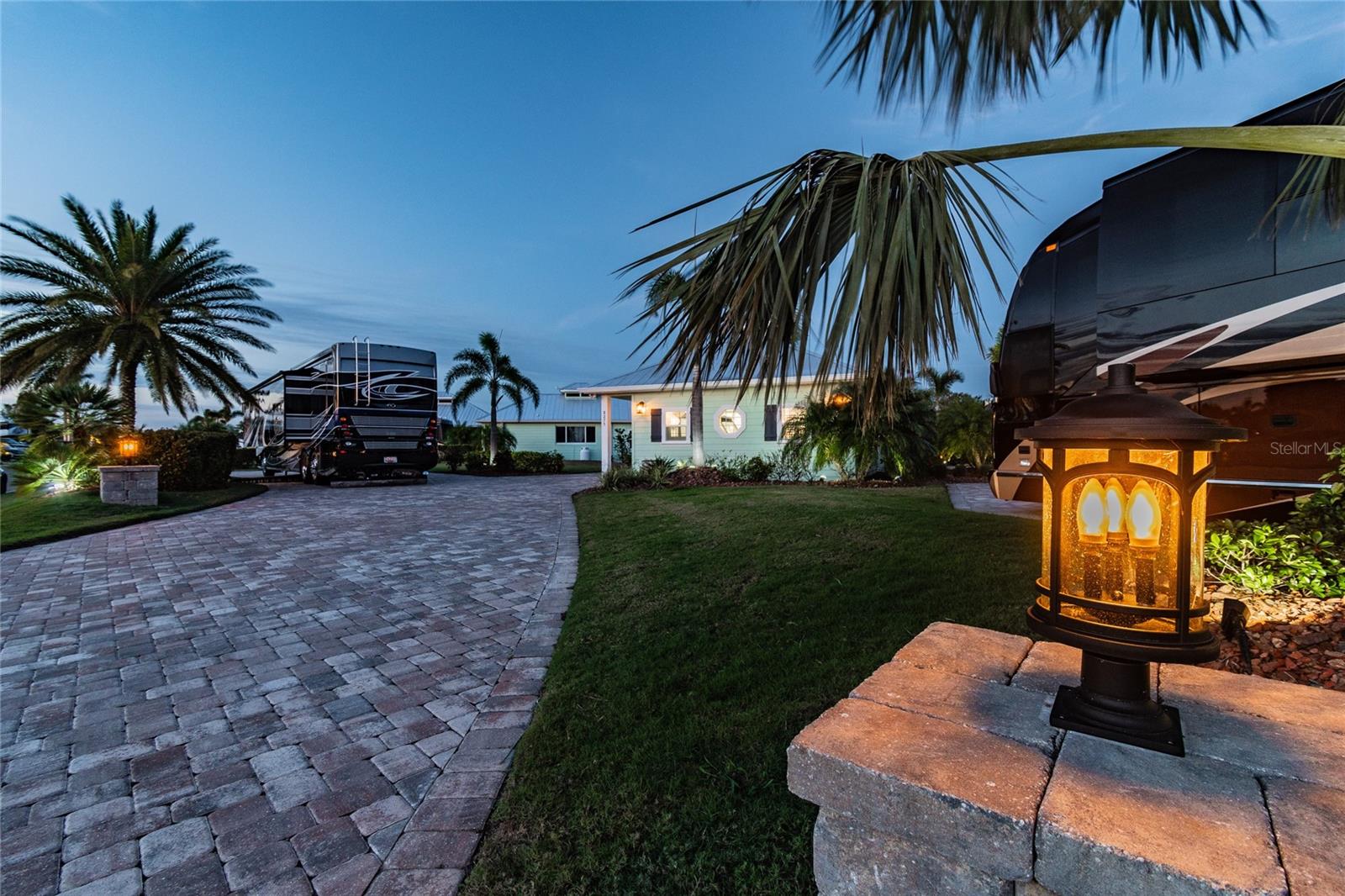 8275 SW SAND CRANE CIR, ARCADIA, FL, 34269