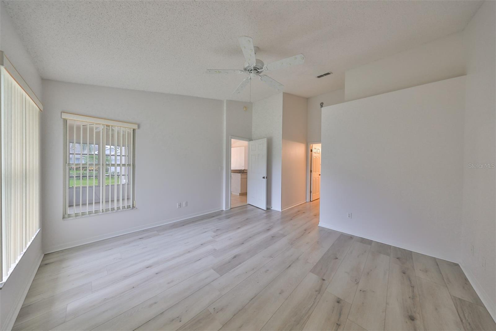2332 OLIVE BRANCH DR, SUN CITY CENTER, FL, 33573