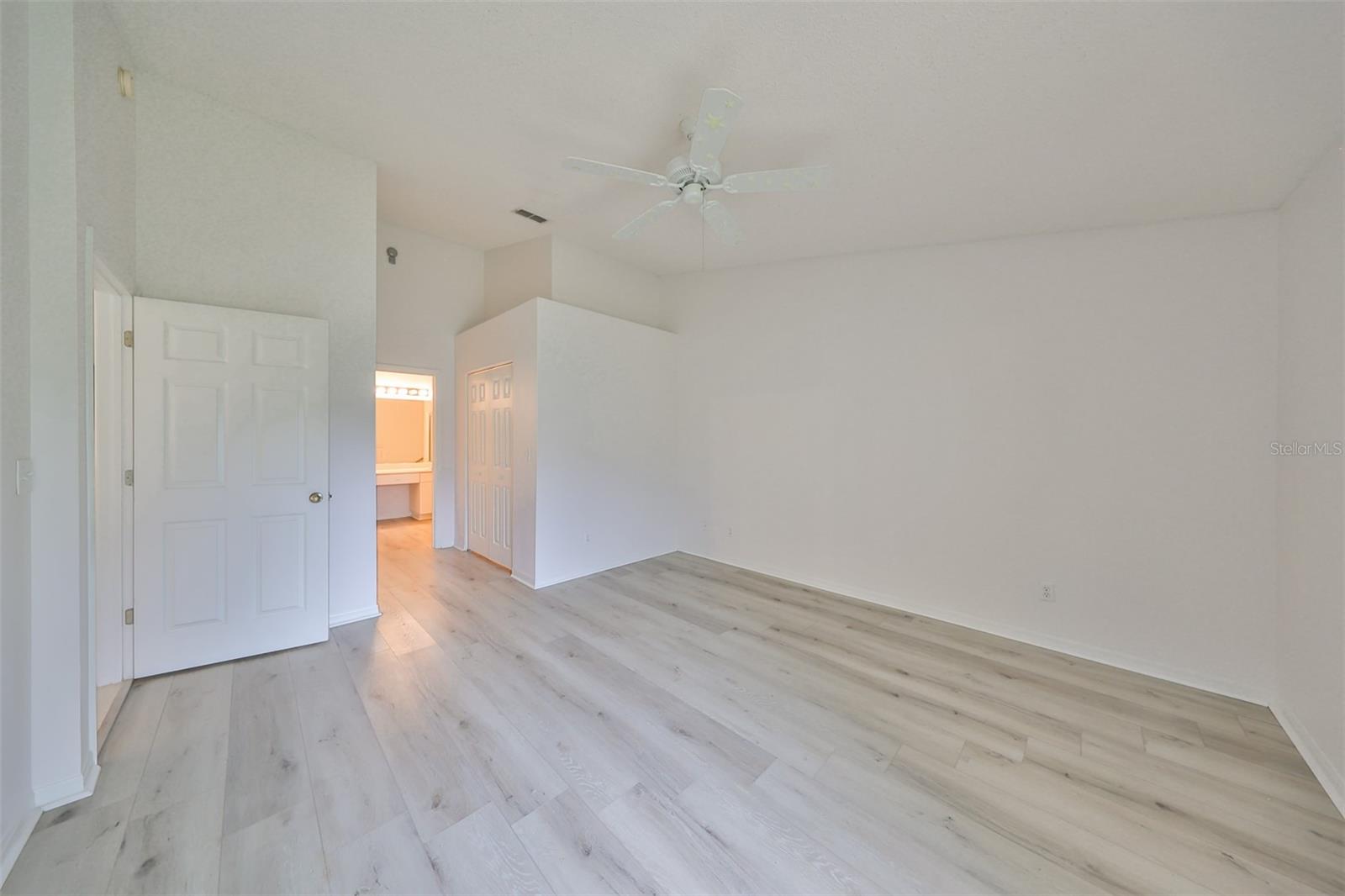 2332 OLIVE BRANCH DR, SUN CITY CENTER, FL, 33573