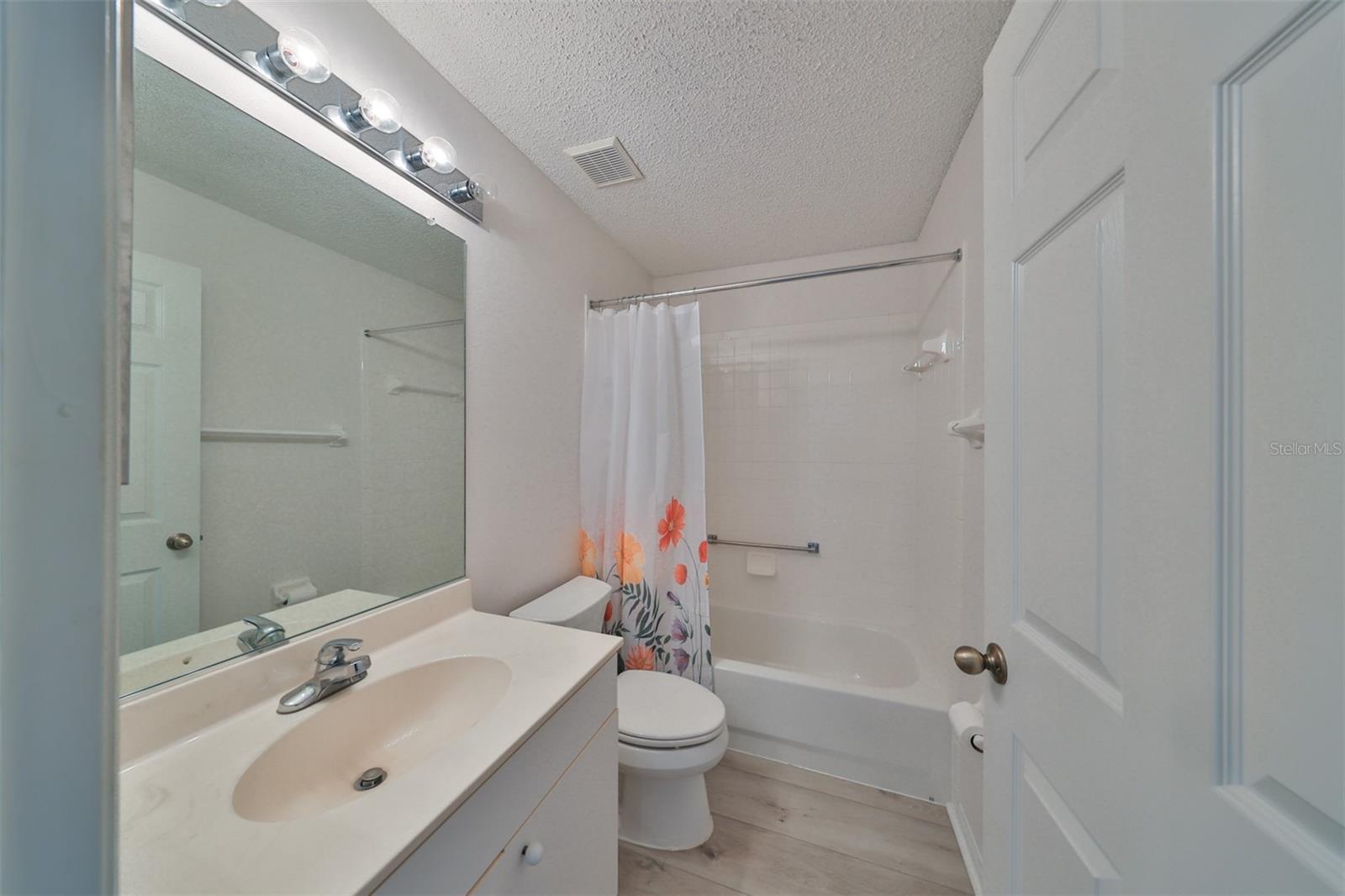 2332 OLIVE BRANCH DR, SUN CITY CENTER, FL, 33573