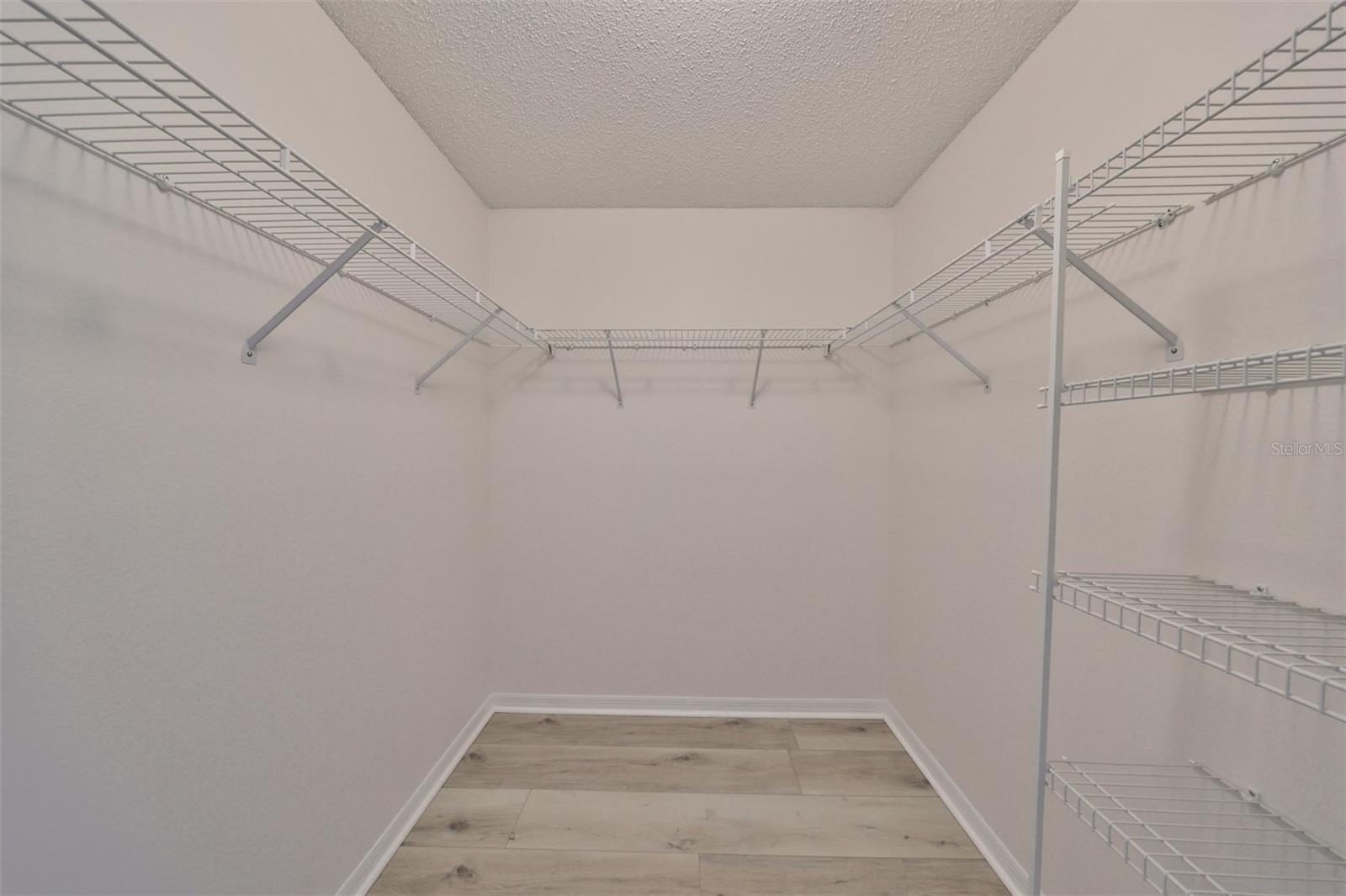 2332 OLIVE BRANCH DR, SUN CITY CENTER, FL, 33573