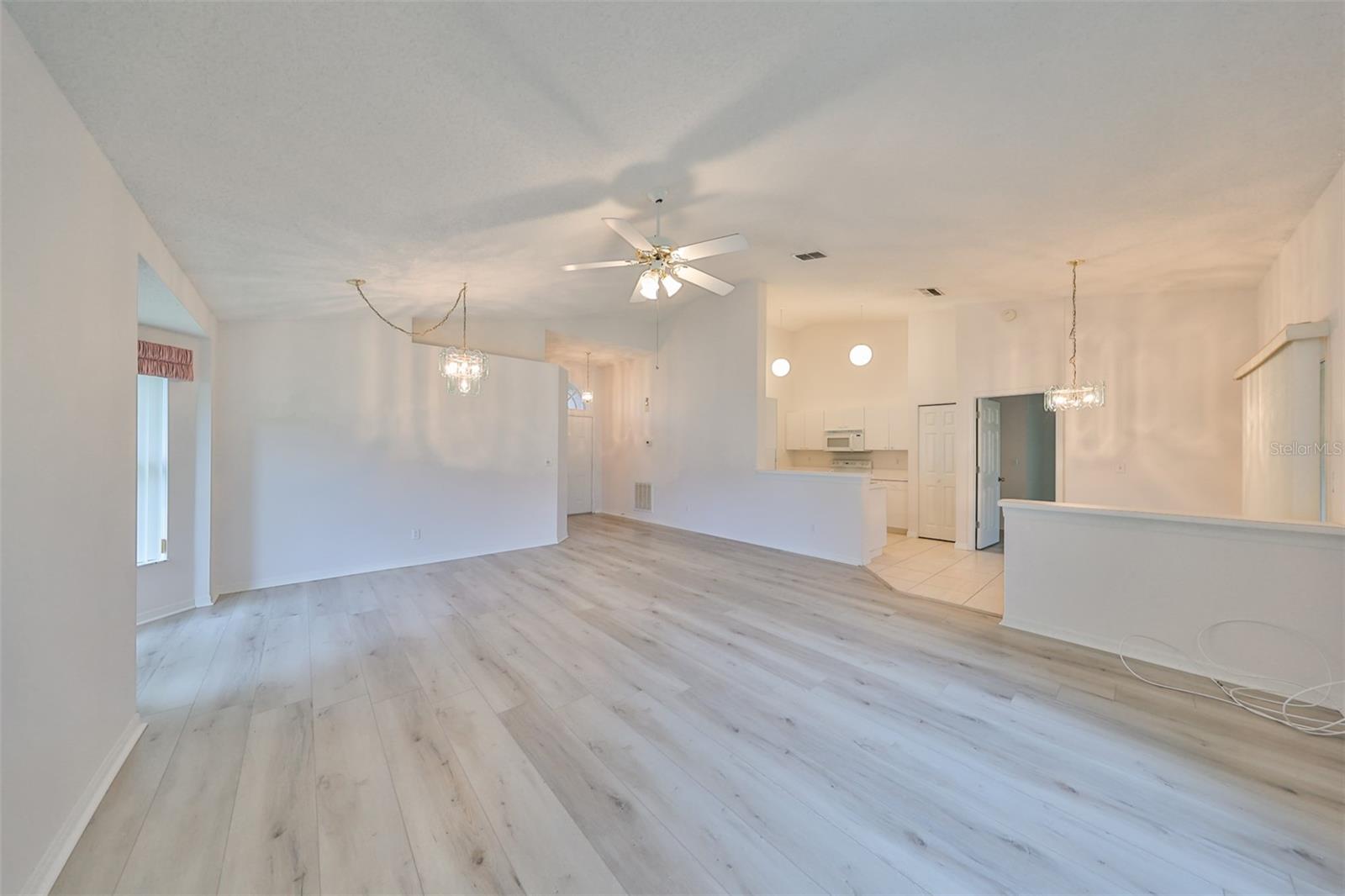2332 OLIVE BRANCH DR, SUN CITY CENTER, FL, 33573