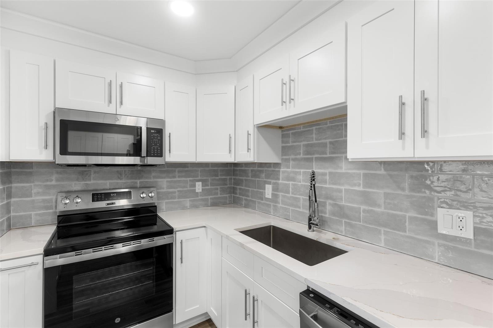 490 82ND AVE, ST PETE BEACH, FL, 33706