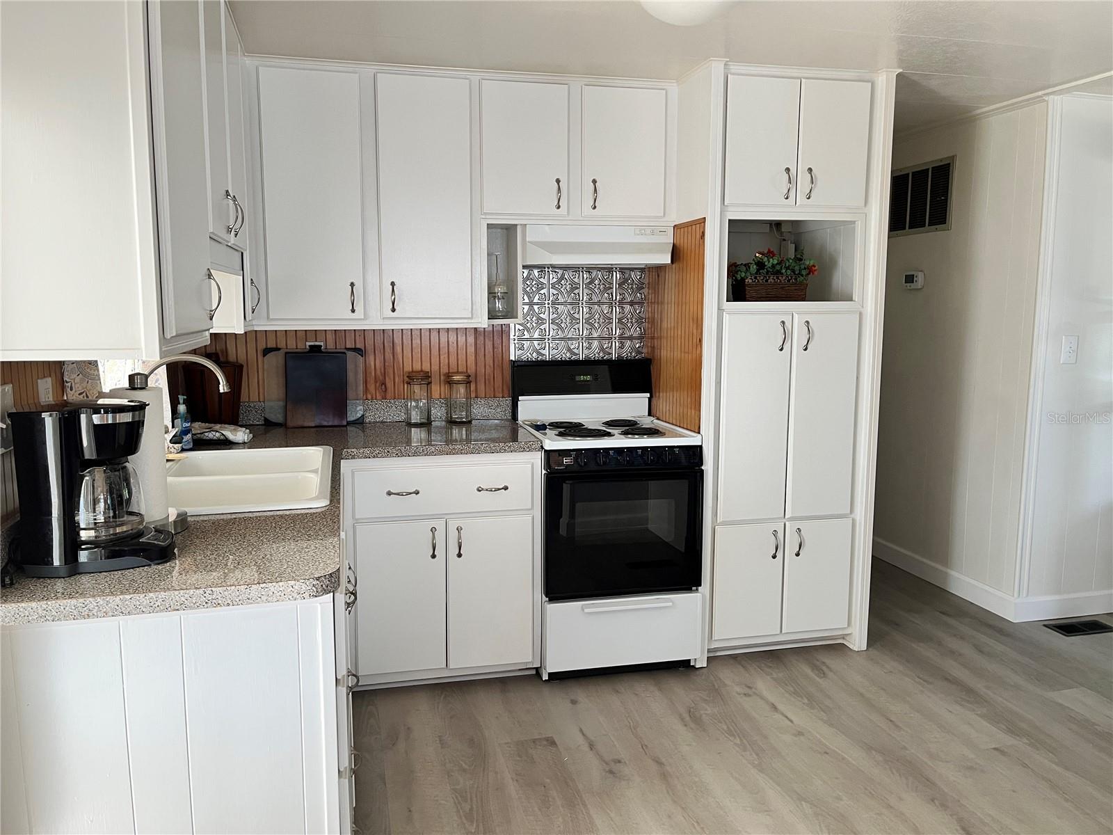 7210 MOUNT ARLINGTON DR NE #423, ST PETERSBURG, FL, 33702