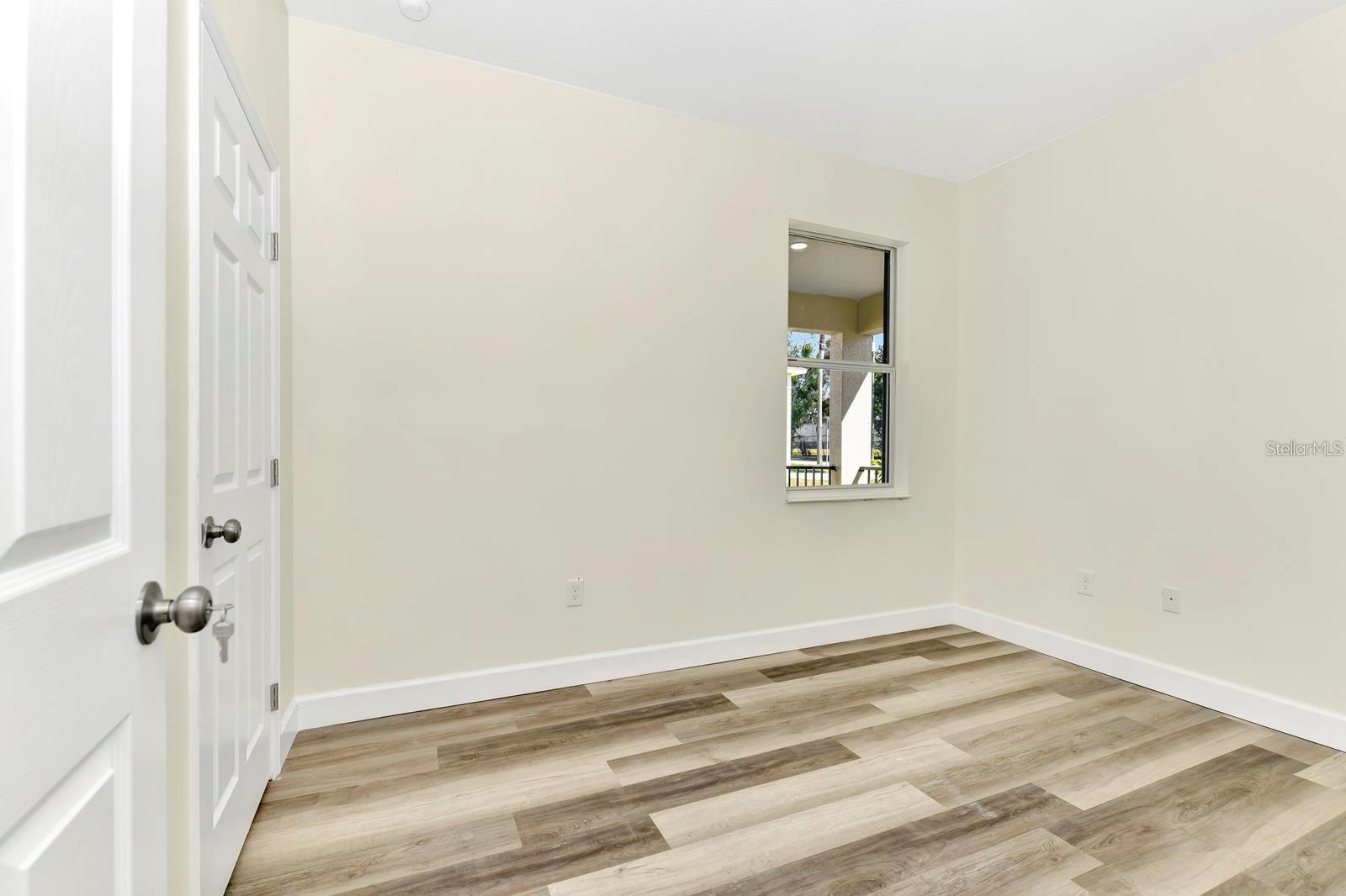 285 N KENTUCKY AVE, UMATILLA, FL, 32784