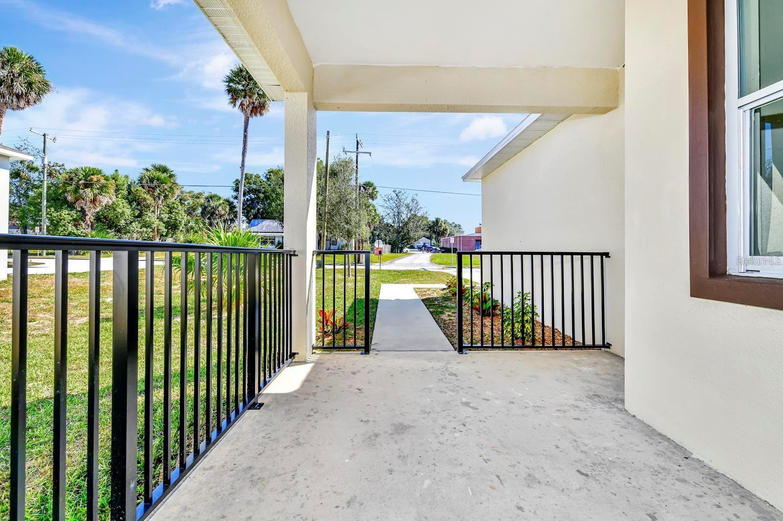 285 N KENTUCKY AVE, UMATILLA, FL, 32784