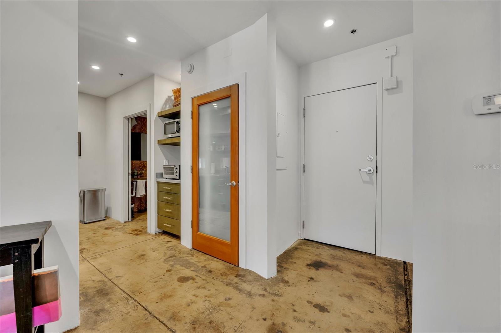 62 W COLONIAL DR #303, ORLANDO, FL, 32801