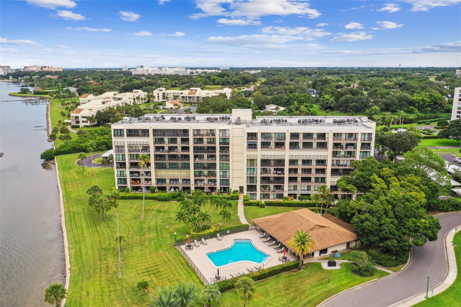 100 OAKMONT LN #106, BELLEAIR, FL, 33756