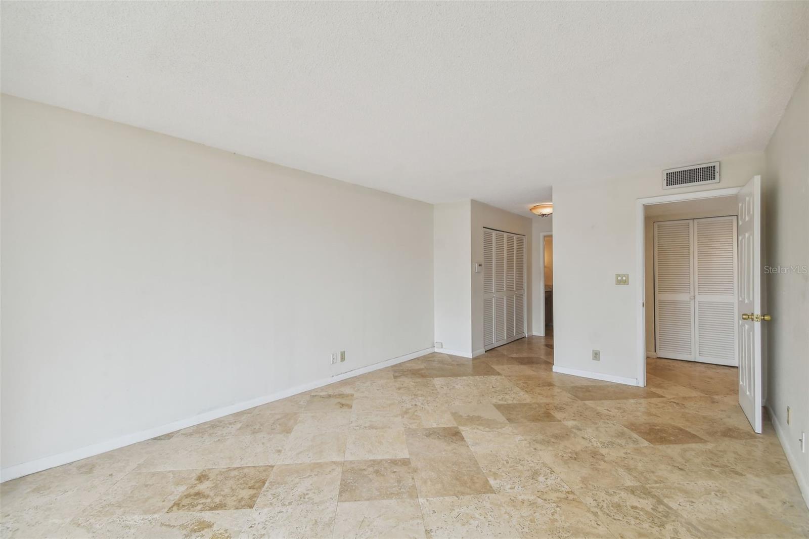 100 OAKMONT LN #106, BELLEAIR, FL, 33756