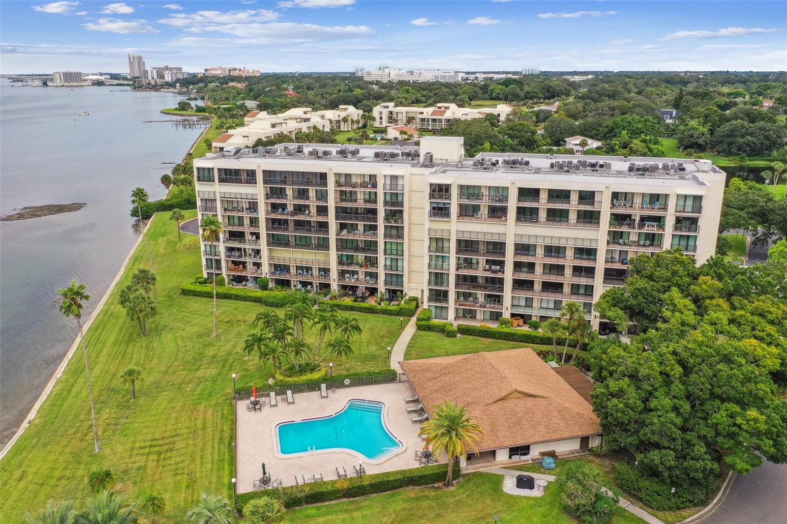 100 OAKMONT LN #106, BELLEAIR, FL, 33756