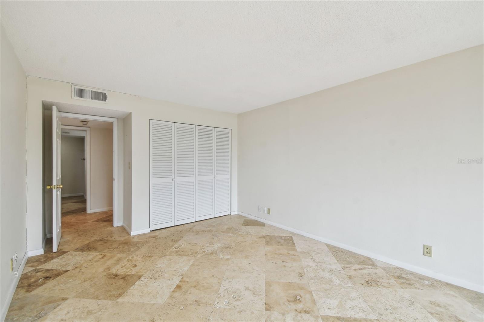 100 OAKMONT LN #106, BELLEAIR, FL, 33756