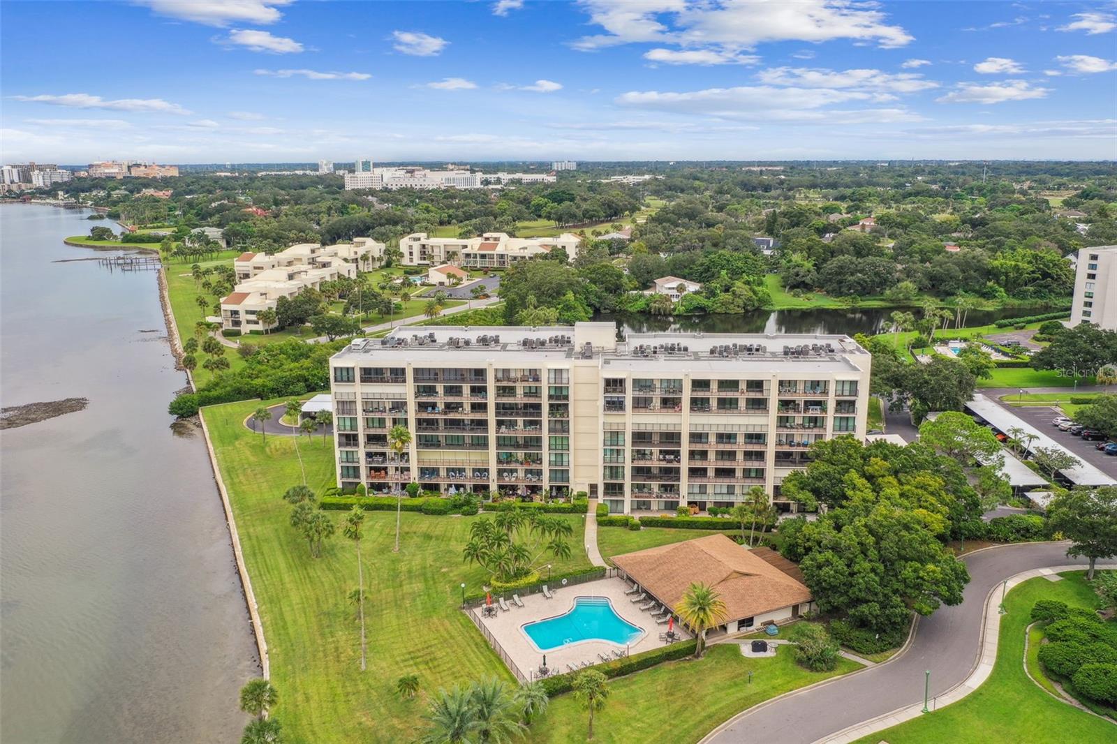 100 OAKMONT LN #106, BELLEAIR, FL, 33756