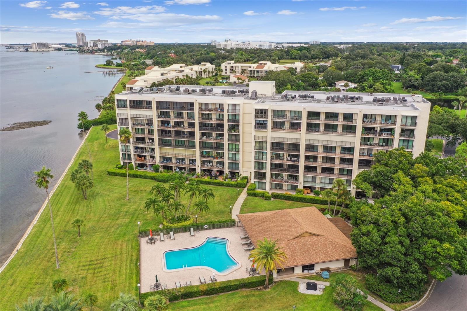 100 OAKMONT LN #106, BELLEAIR, FL, 33756